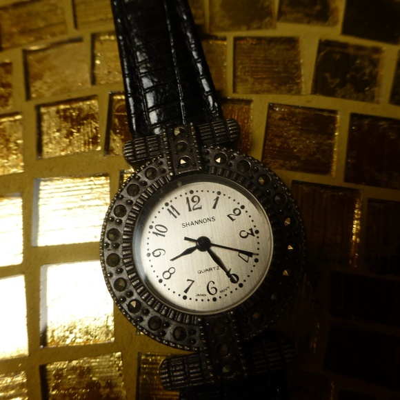 Shannons quartz watch marcasite frame blk band - Picture 3 of 4